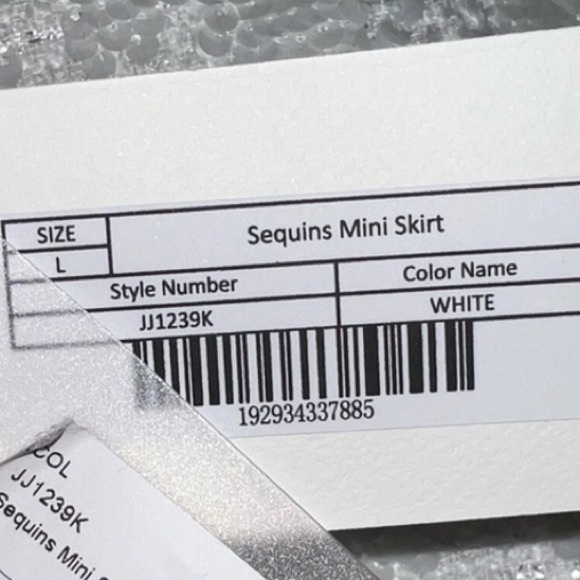 NWT Endless Rose White Sequin Mini Skirt - Picture 8 of 9